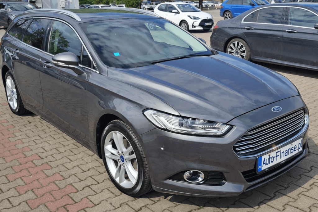 Ford Mondeo 1.5 EcoBoost 160KM Aut Titanium 2016 – widok przód 3/4