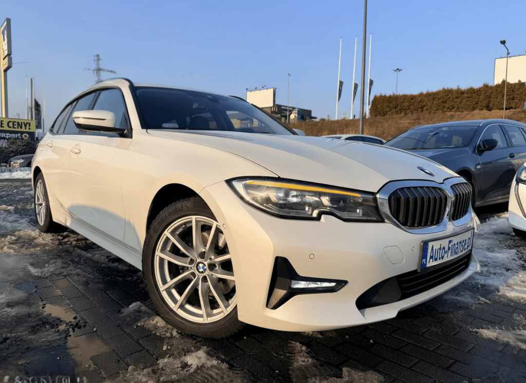 BMW Seria 3 Touring 320d xDrive Advantage 2019 – przód auta, leasing operacyjny i konsumencki, Auto-Finanse.pl
