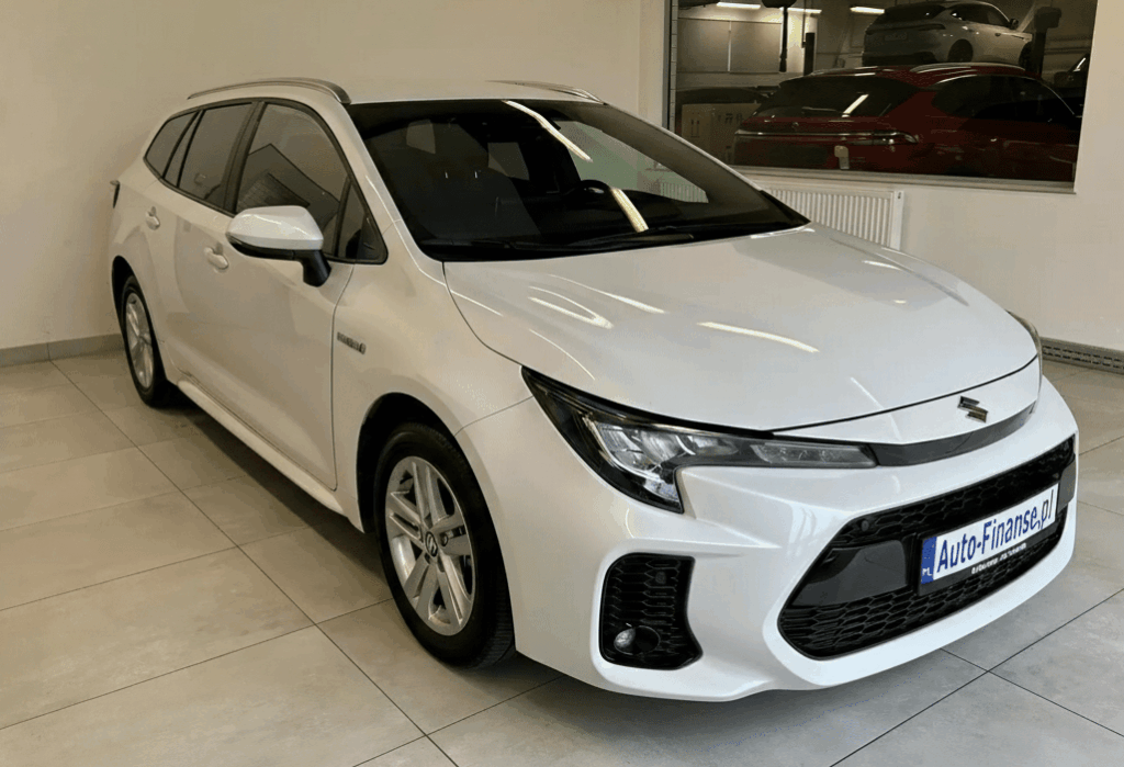 Suzuki Swace 1.8 Hybrid Premium Plus CVT 2024 kombi hybrydowe dostępne w leasingu operacyjnym i leasingu konsumenckim Auto-Finanse.pl