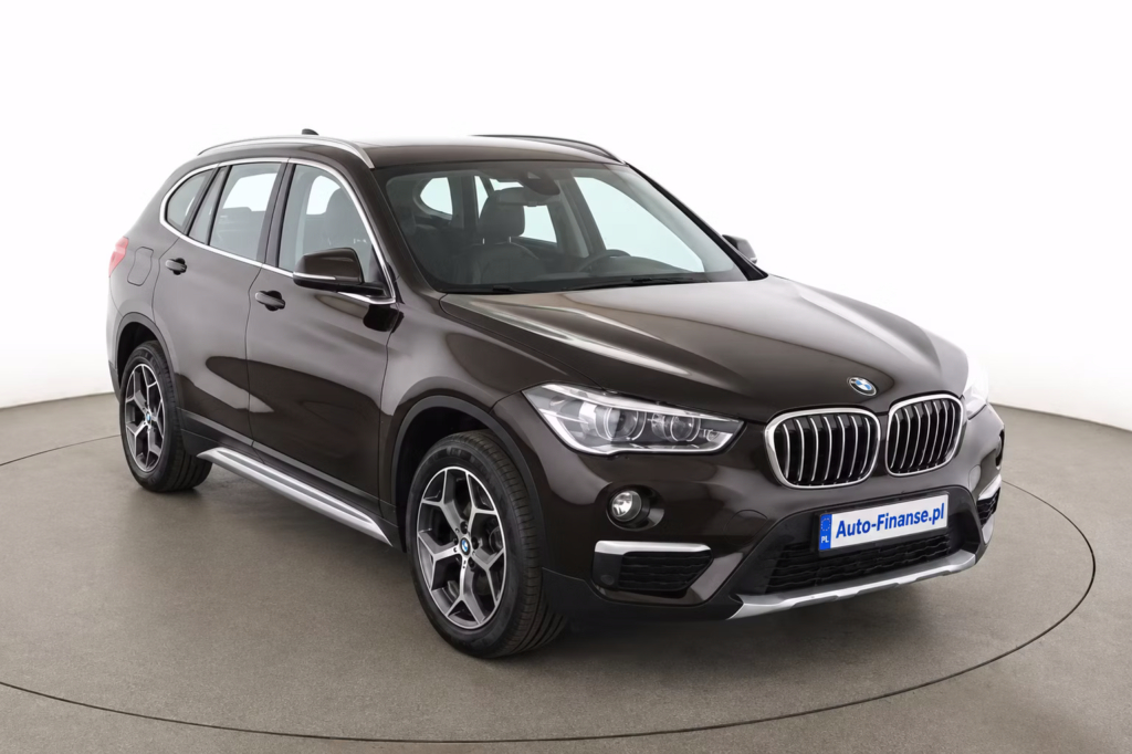 BMW X1 brązowy SUV z automatem